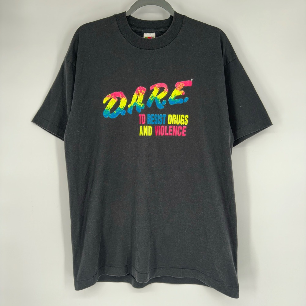 Vintage D.A.R.E. T-Shirt XL Black Rainbow Neon Logo Single Stitch Fruit of Loom